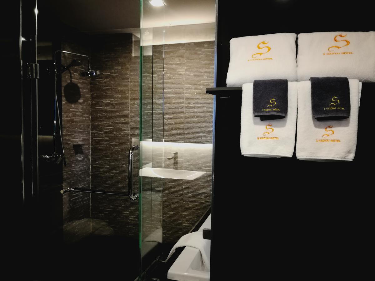 S Hadyai Hotel Hat Yai Bagian luar foto