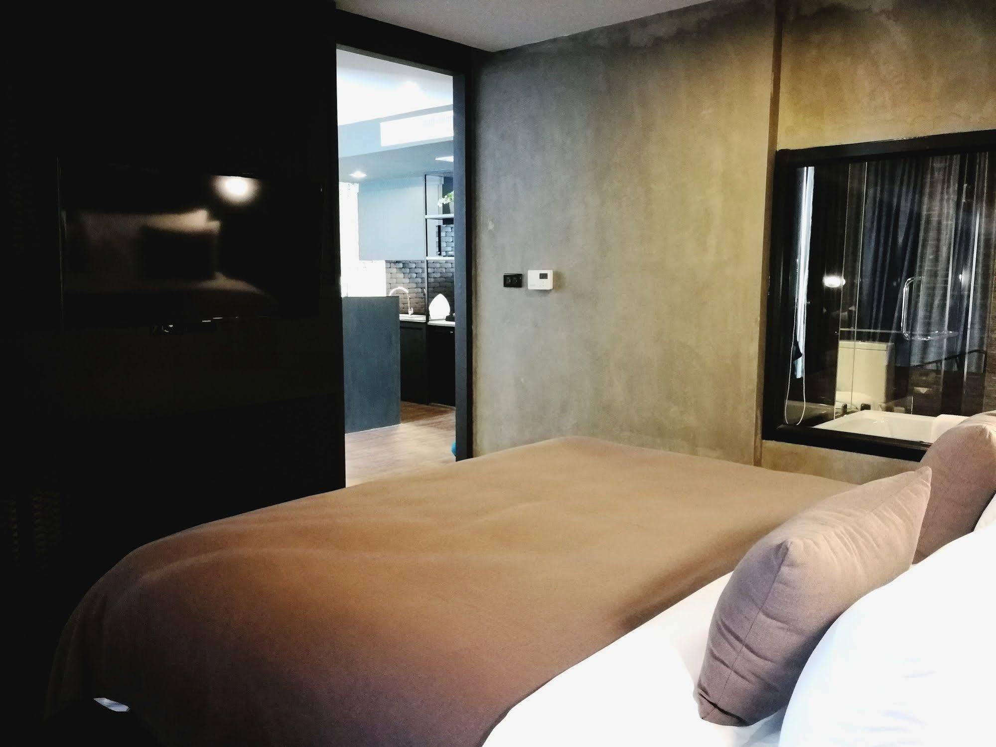 S Hadyai Hotel Hat Yai Bagian luar foto